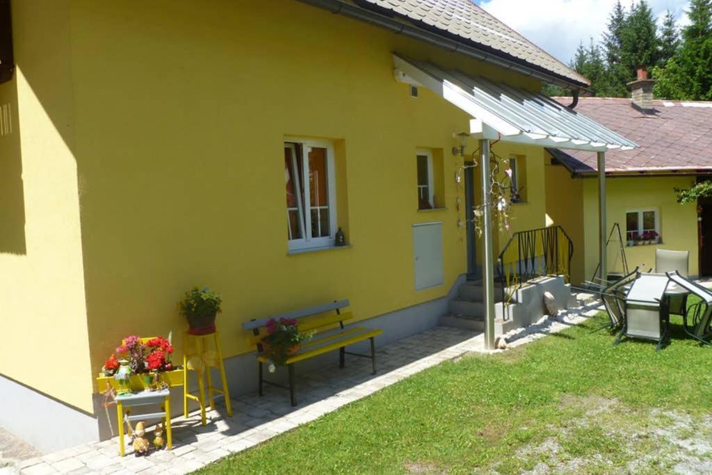 Gemuetliches Ferienhaus Am Waldrand Tröpolach Zewnętrze zdjęcie