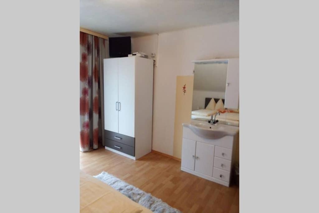 Gemuetliches Ferienhaus Am Waldrand Tröpolach Zewnętrze zdjęcie